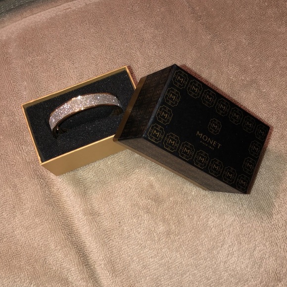 Monet Gold Bracelet - Picture 1 of 7